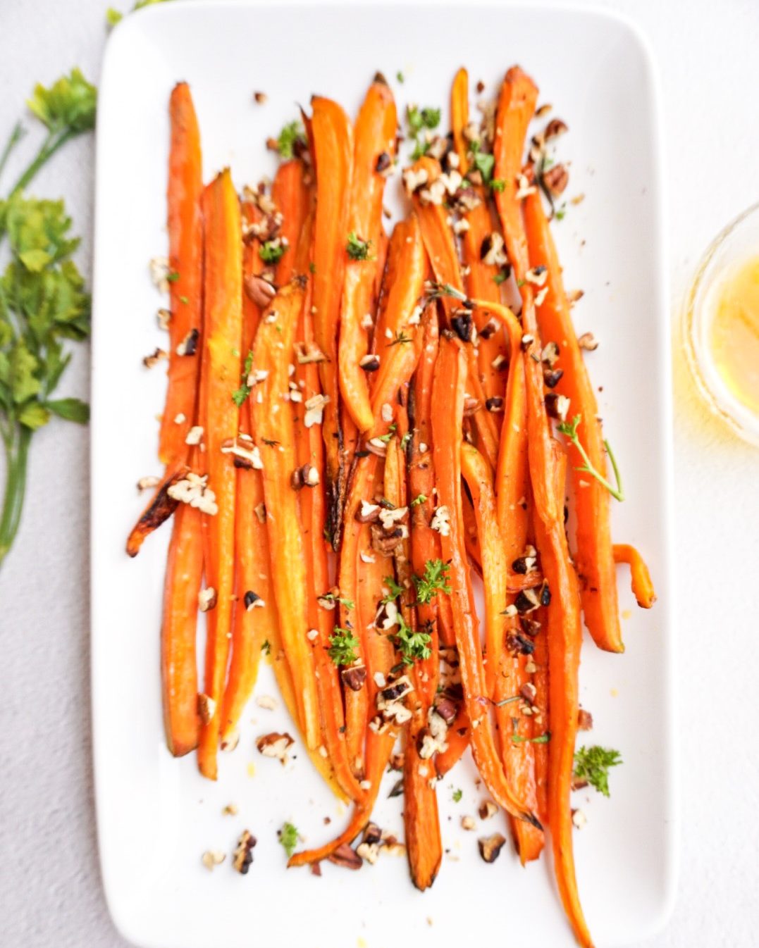 Maple Glazed Roasted Carrots With Pecan Herb Crumble Familicious 1065