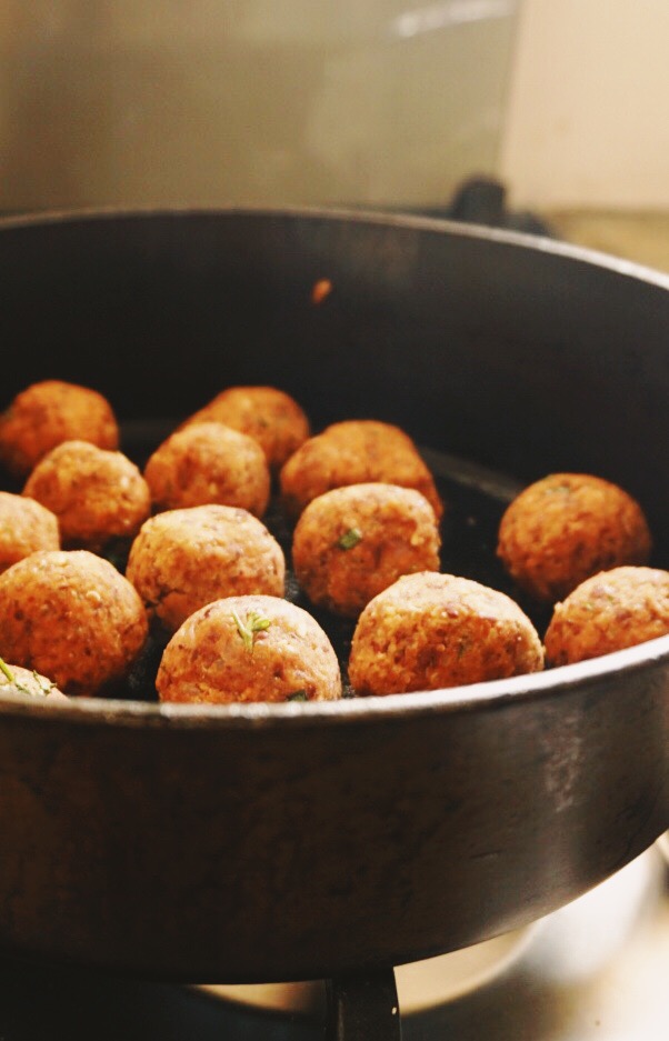 vegan meatballs in skillet