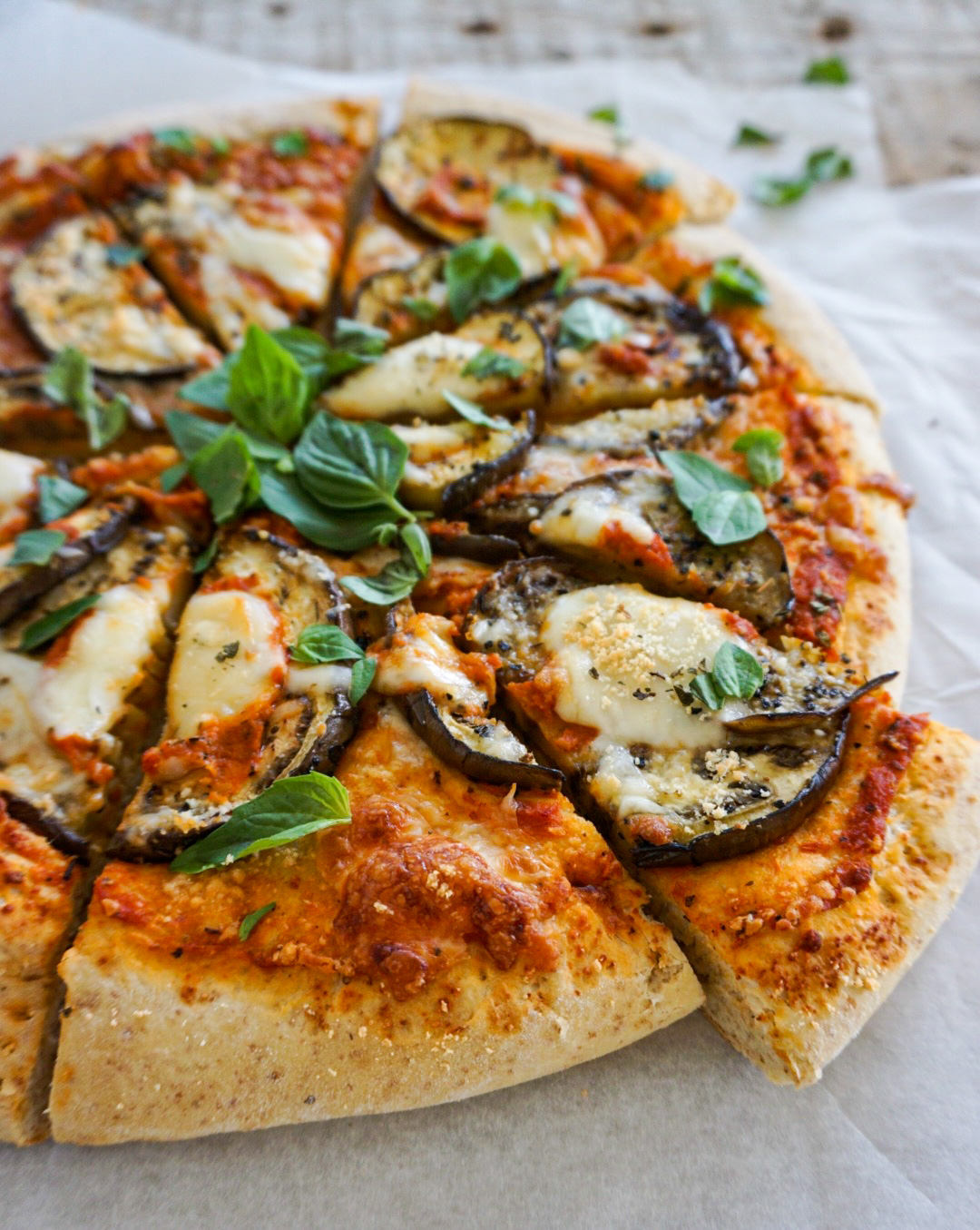 Eggplant parmesan pizza - another healthy recipe by Familicious