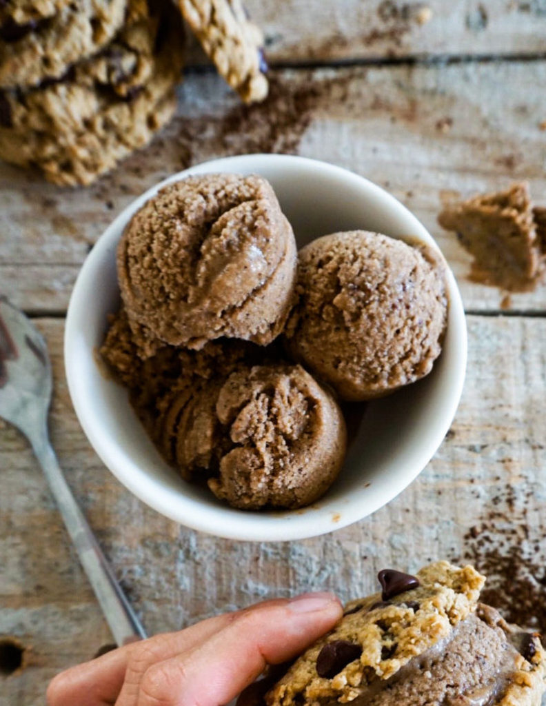 nice cream and cookies