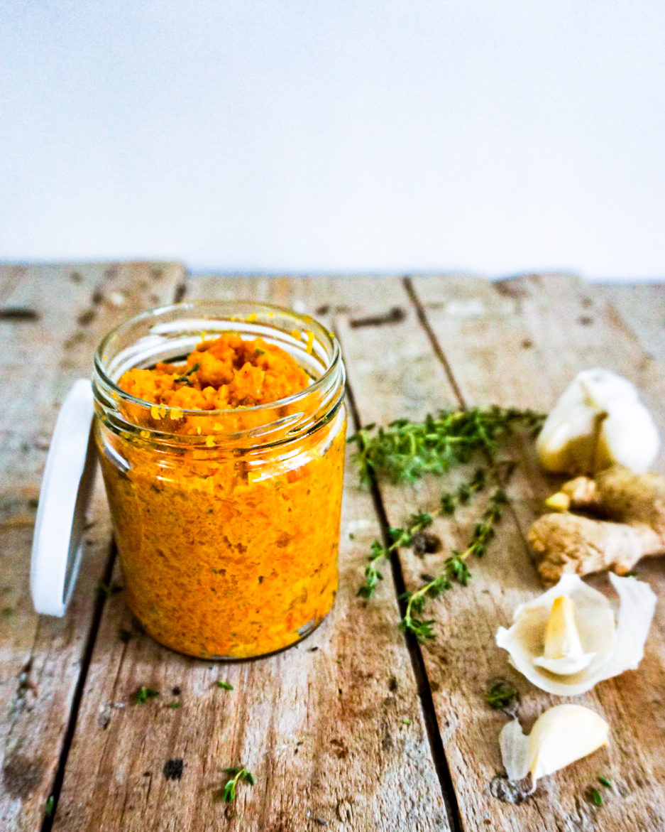 Roasted carrot spread - another healthy recipe by Familicious